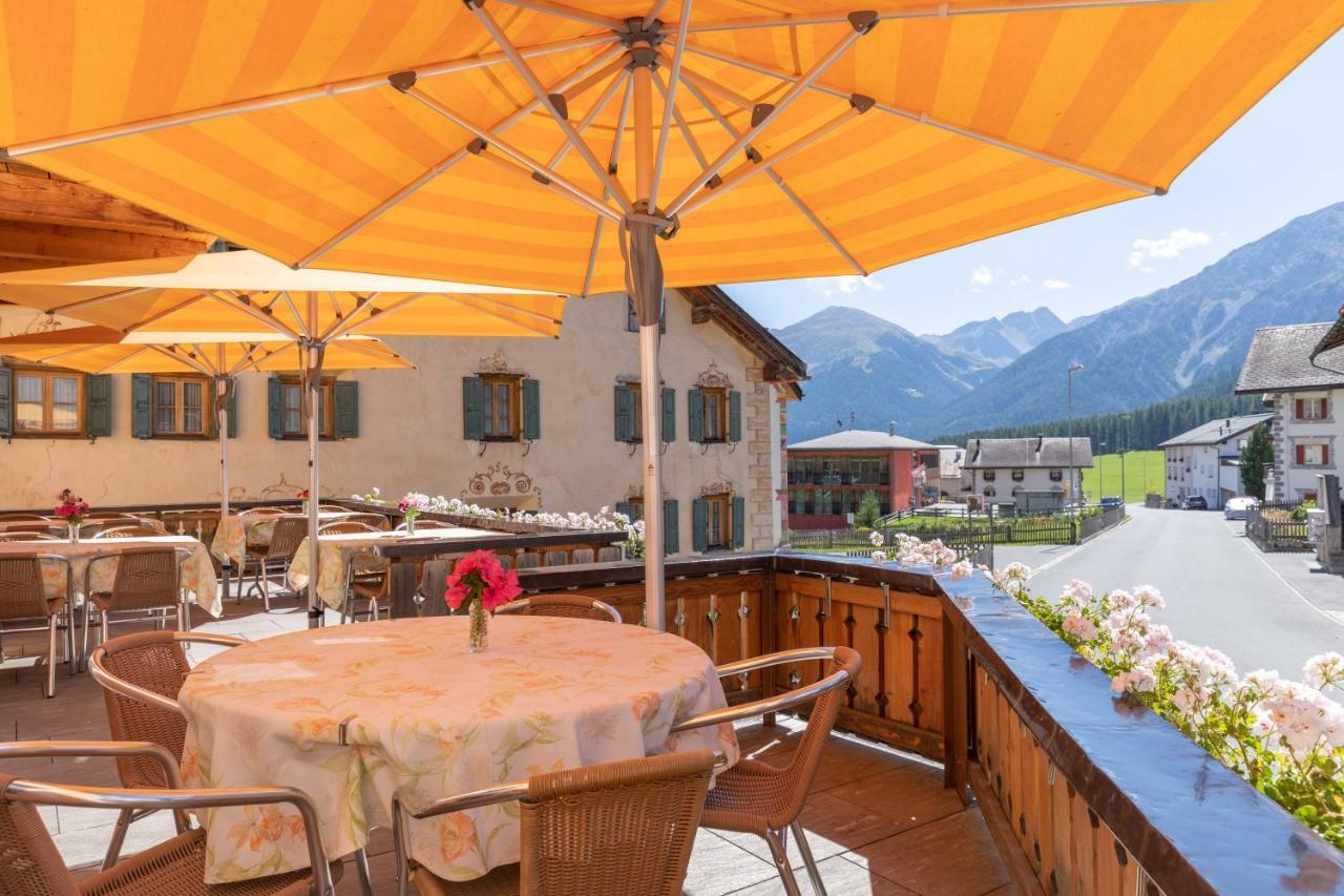 Hotel Landgasthof Staila Fuldera Exterior photo