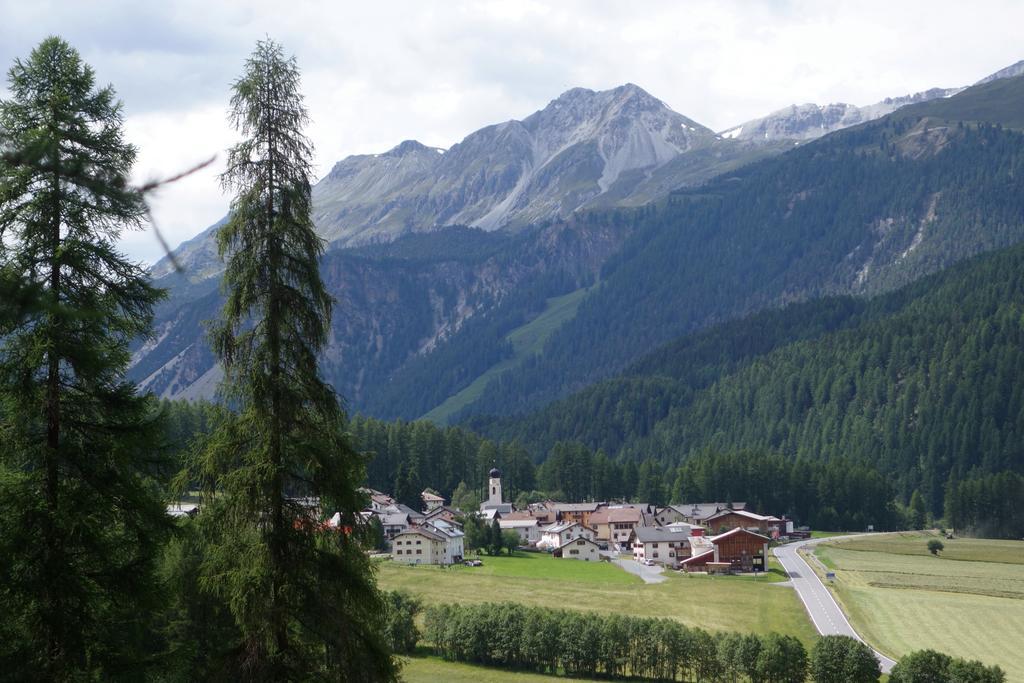 Hotel Landgasthof Staila Fuldera Exterior photo